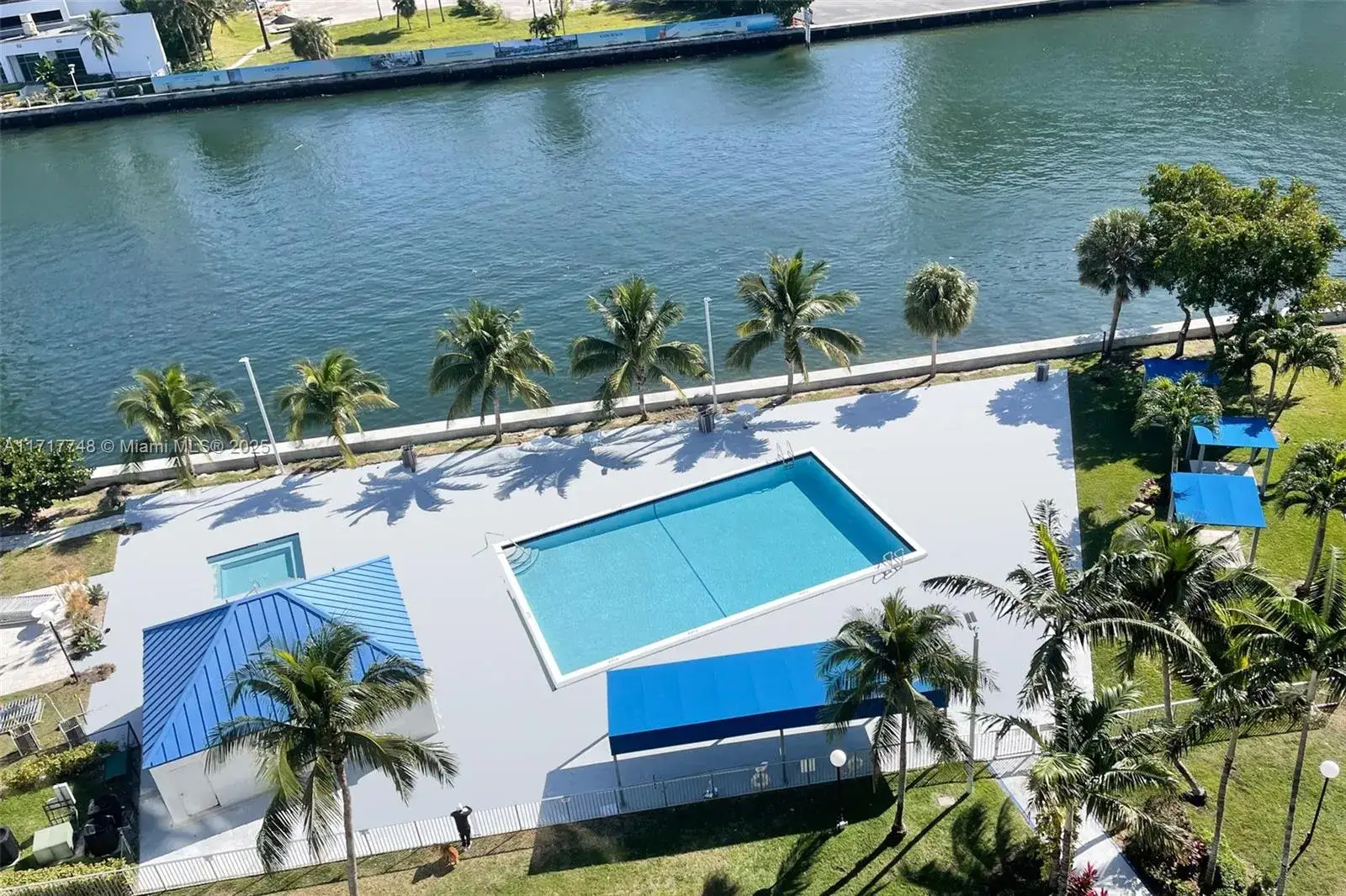 1 bedroom 1 bath Residential Lease for rent at 200 Leslie Dr # 705, Hallandale Beach FL 33009