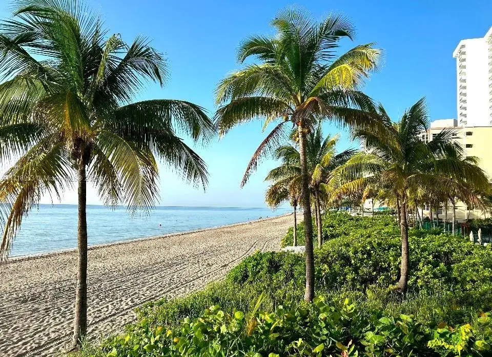 2 bedroom 2 bath Residential for sale at 2030 S Ocean Dr # 506, Hallandale Beach FL 33009