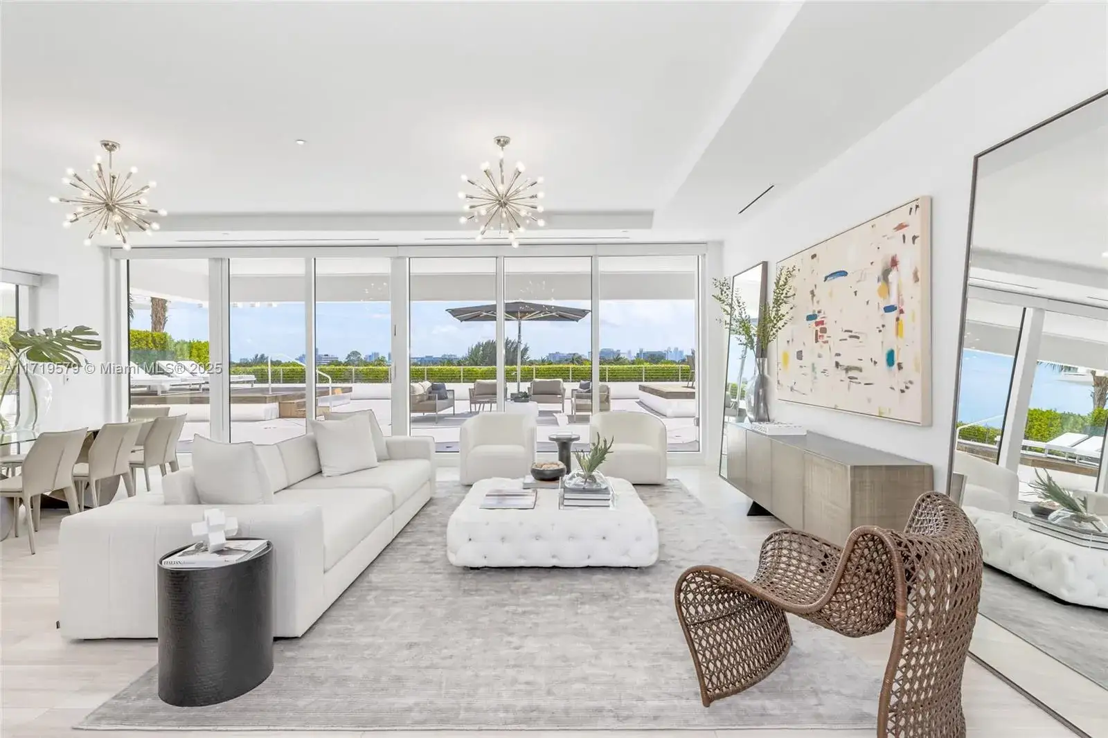 2 bedroom 2 bath Residential for sale at 4701 N Meridian Ave # 517, Miami Beach FL 33140
