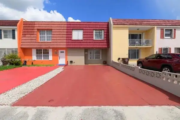 3 bedroom 2 bath Residential for sale at 949 W 79th St, Hialeah FL 33014