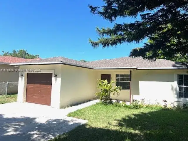 3 bedroom 2 bath Residential for sale at 1574 NW 7th Ln, Pompano Beach FL 33060