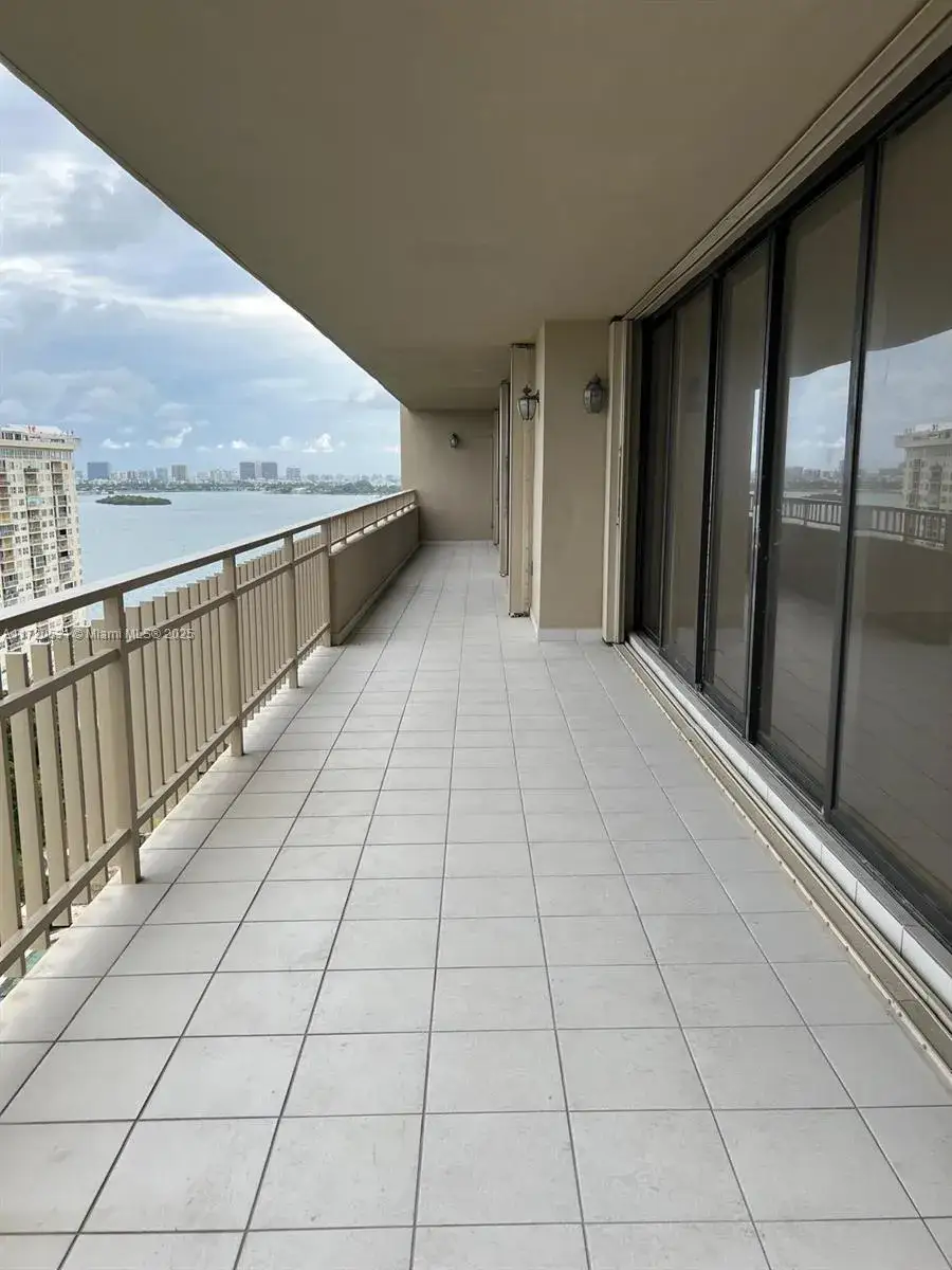 2 bedroom 2 bath Residential for sale at 11113 Biscayne Blvd # 1952, Miami FL 33181