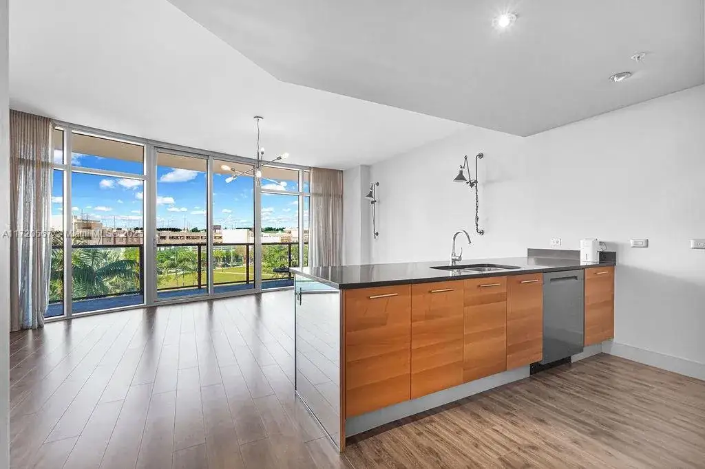 2 bedroom 2 bath Residential for sale at 3301 NE 1st Ave # M0404, Miami FL 33137