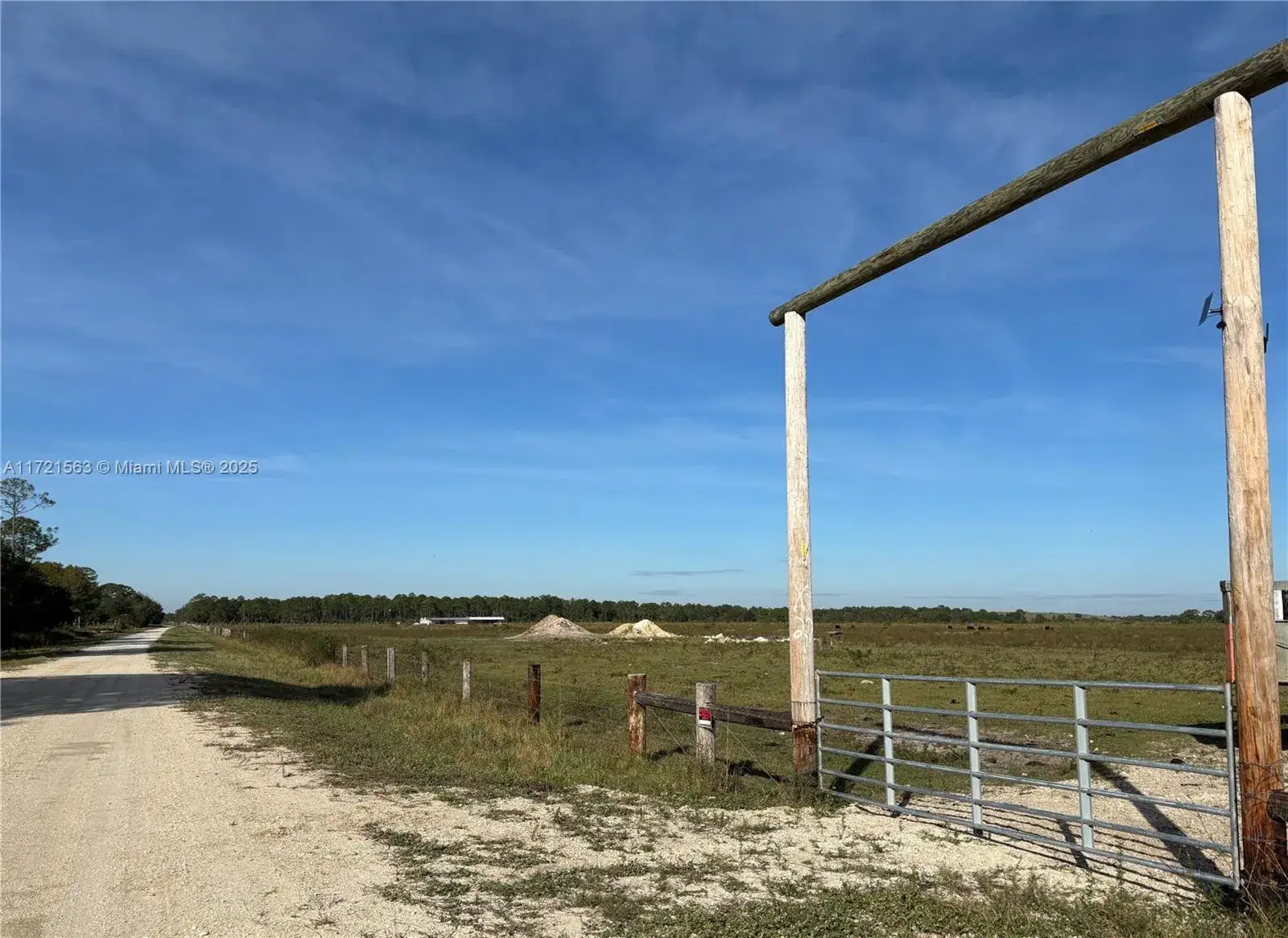 Commercial Land for sale at 2588 Christopher Lane, Clewiston FL 33440