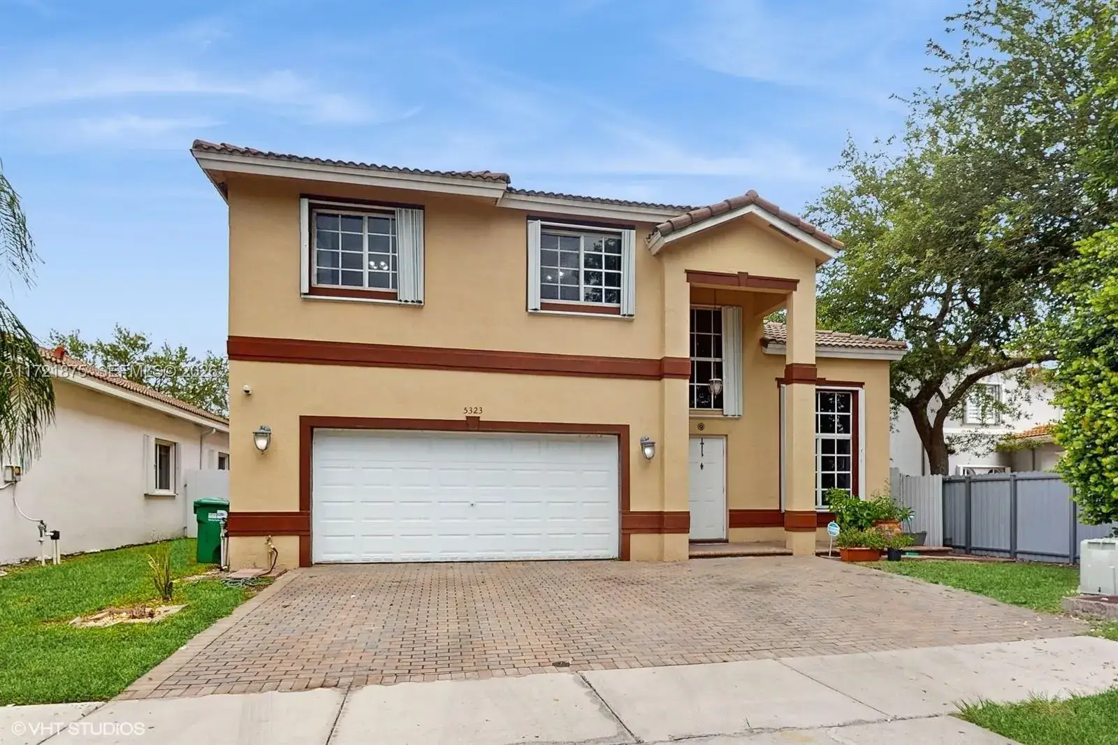 4 bedroom 3 bath Residential for sale at 5323 NW 109th Ct, Doral FL 33178