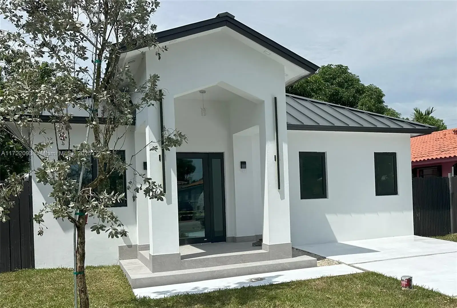 3 bedroom 2 bath Residential for sale at 248 NW 59th Ave, Miami FL 33126