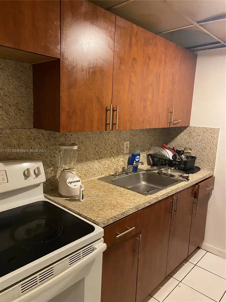 1 bedroom 1 bath Residential for sale at 301 NW 177th St # 119, Miami Gardens FL 33169