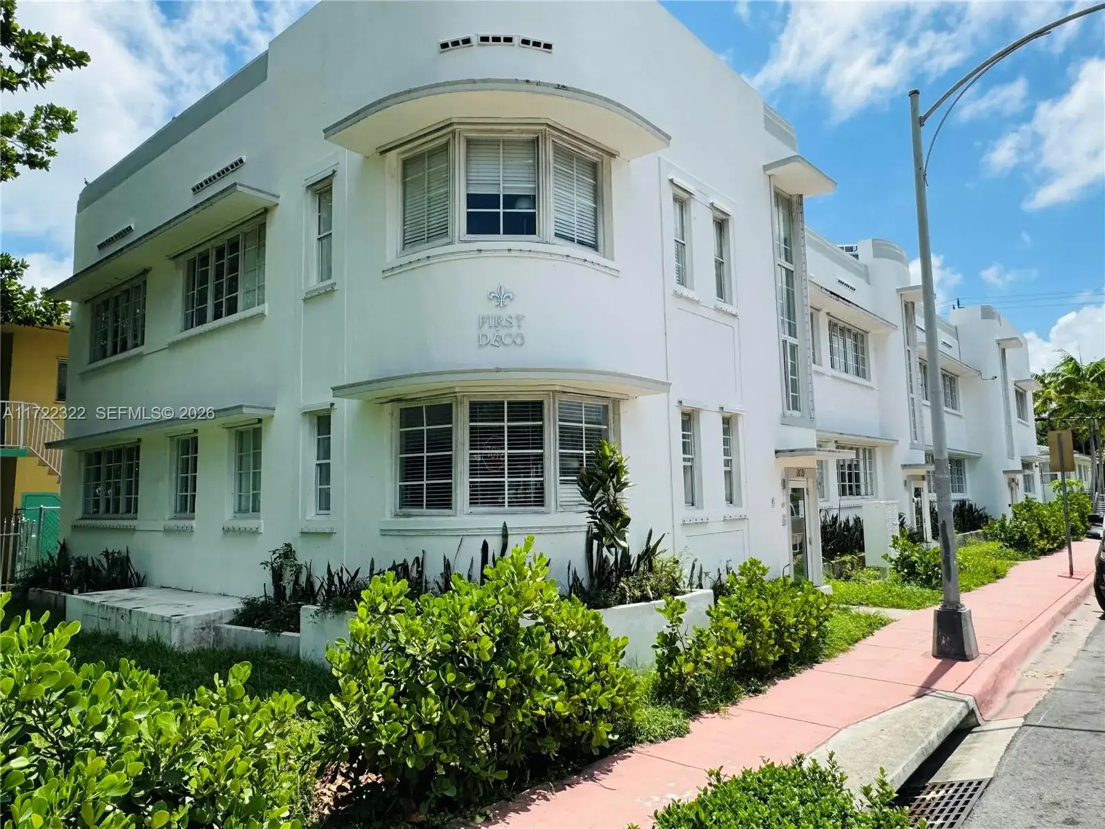 1 bedroom 1 bath Residential for sale at 810 7 St # 207, Miami Beach FL 33139