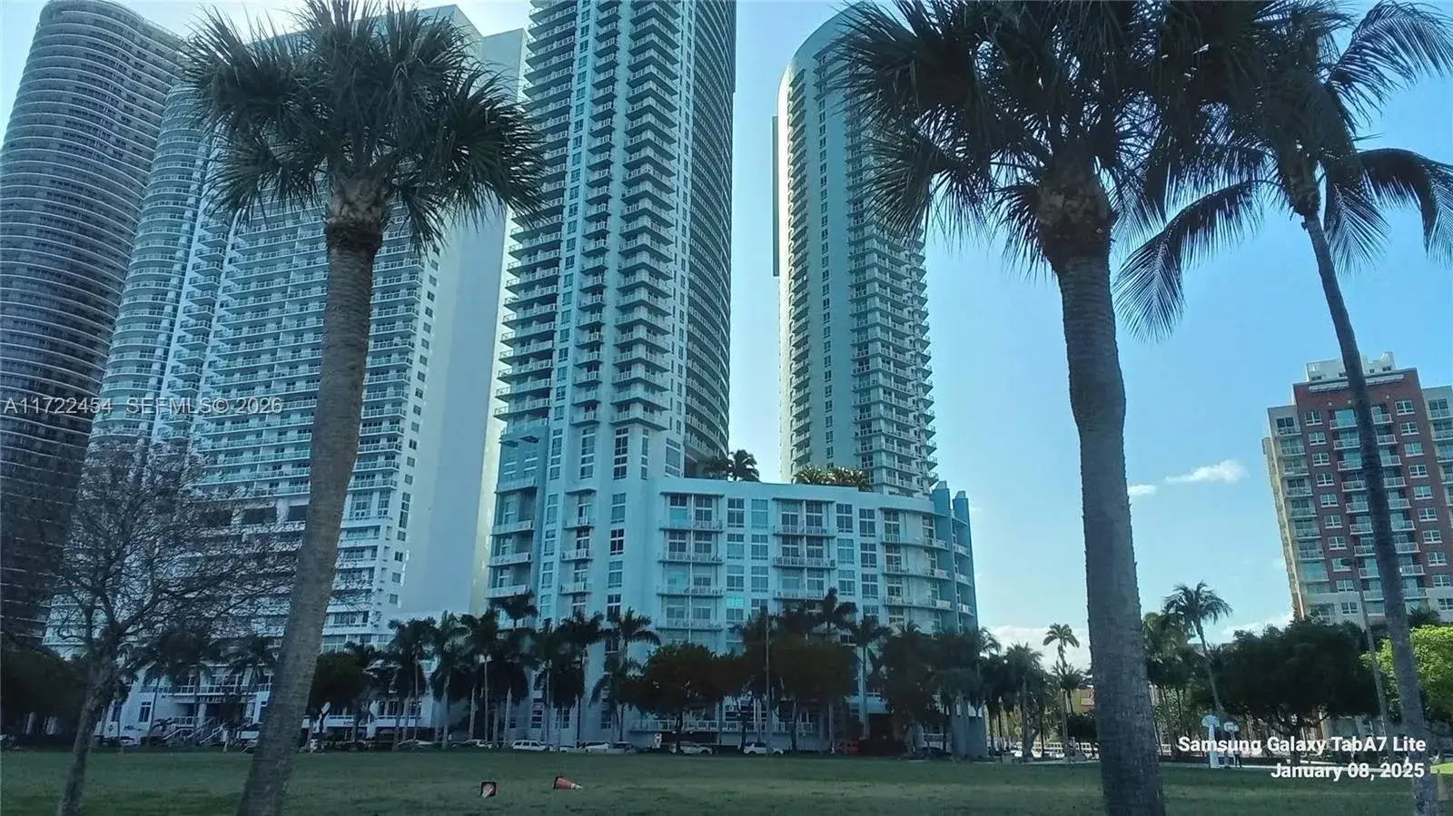 2 bedroom 2 bath Residential for sale at 1900 Bayshore Dr # 3518, Miami FL 33132