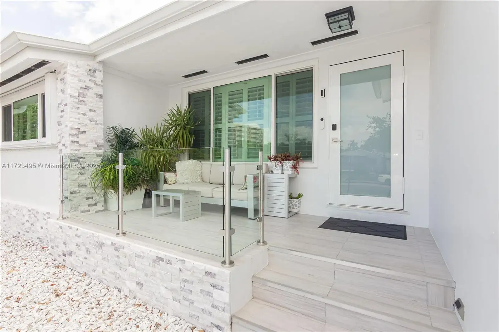 3 bedroom 2 bath Residential for sale at 7549 Adventure Ave, North Bay Village FL 33141