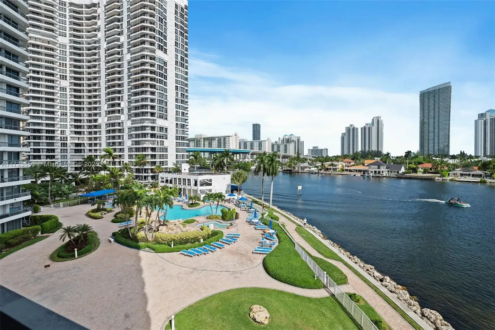 2 bedroom 2 bath Residential for sale at 19101 NE 36th Ct # 1407, Aventura FL 33180