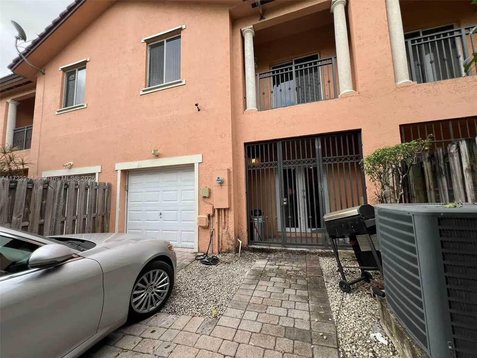 4 bedroom 2 bath Residential Lease for rent at 11279 SW 230th Ter, Miami FL 33170