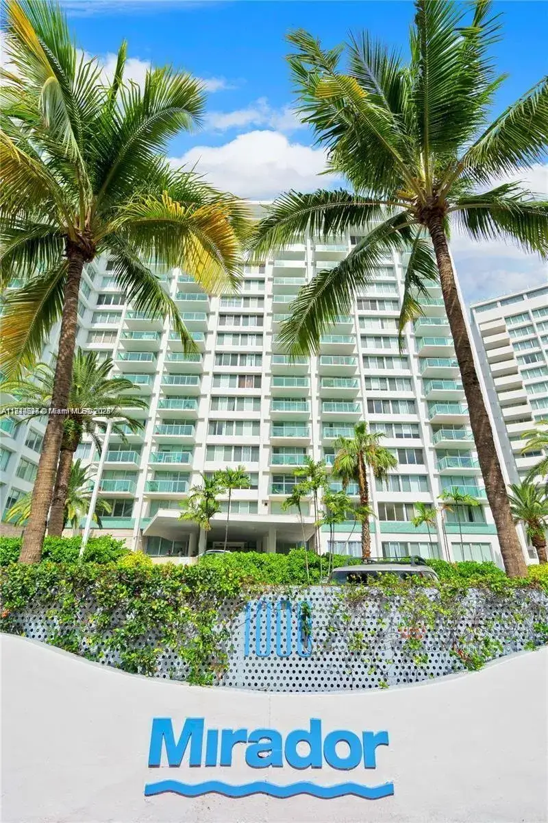 1 bath Residential for sale at 1000 West Ave # 1105, Miami Beach FL 33139