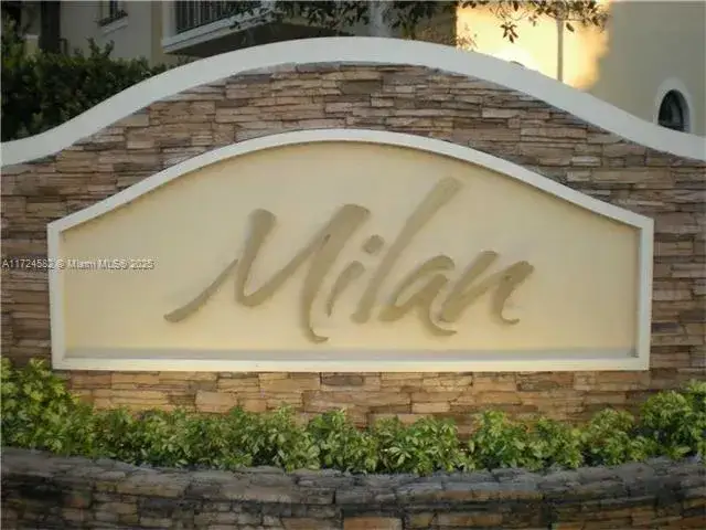 3 bedroom 2 bath Residential for sale at 3263 NW 102nd Pl # 3263, Doral FL 33172