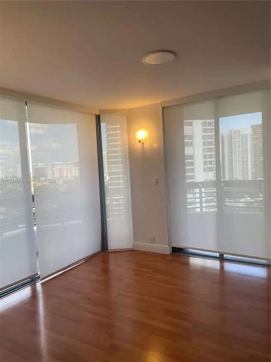 3 bedroom 2 bath Residential Lease for rent at 3530 Mystic Pointe Dr # 1509, Aventura FL 33180
