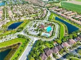 5 bedroom 3 bath Residential for sale at 571 SE 37th Pl, Homestead FL 33033