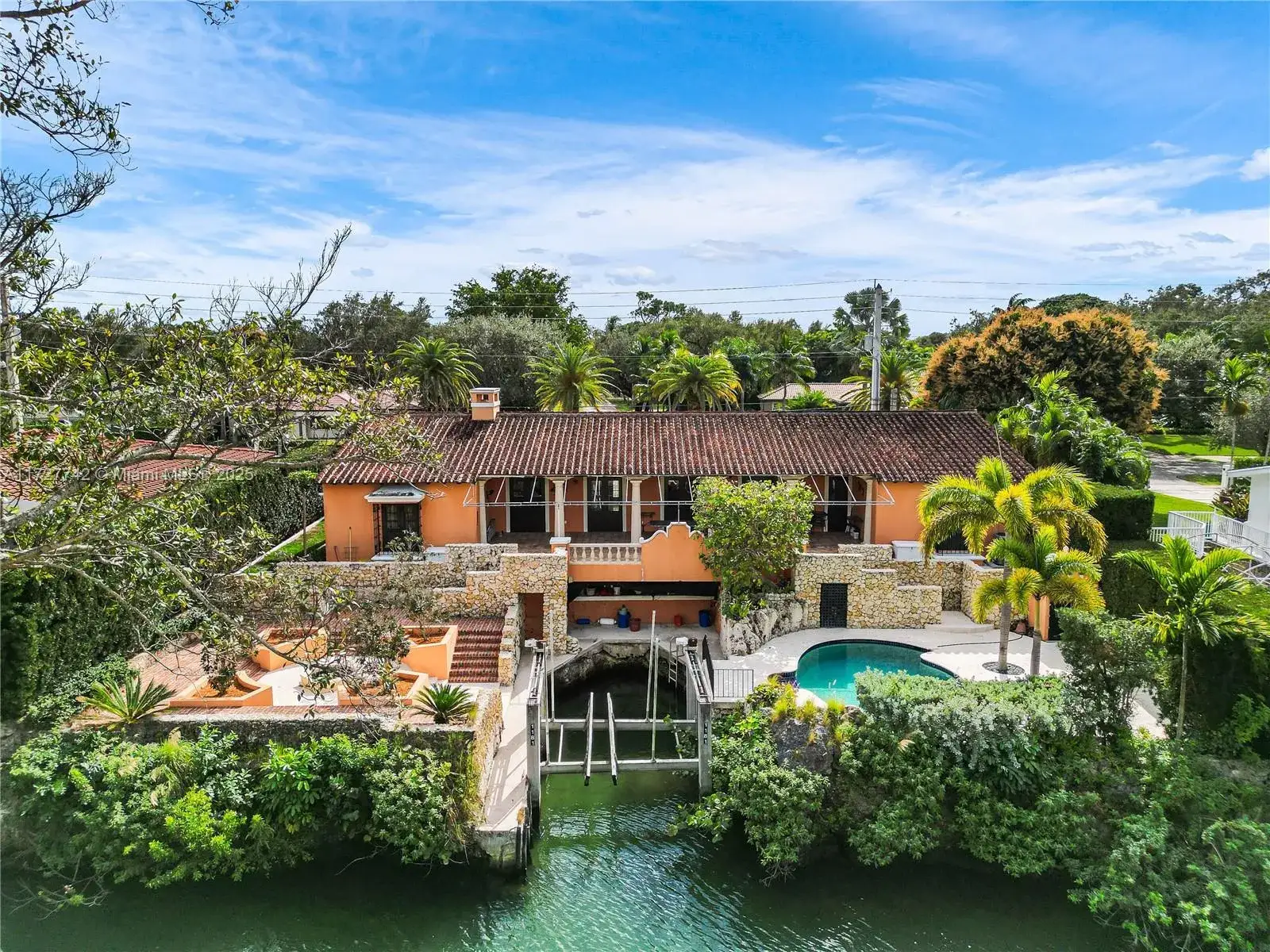 4 bedroom 3 bath Residential for sale at 1181 S Alhambra Cir, Coral Gables FL 33146