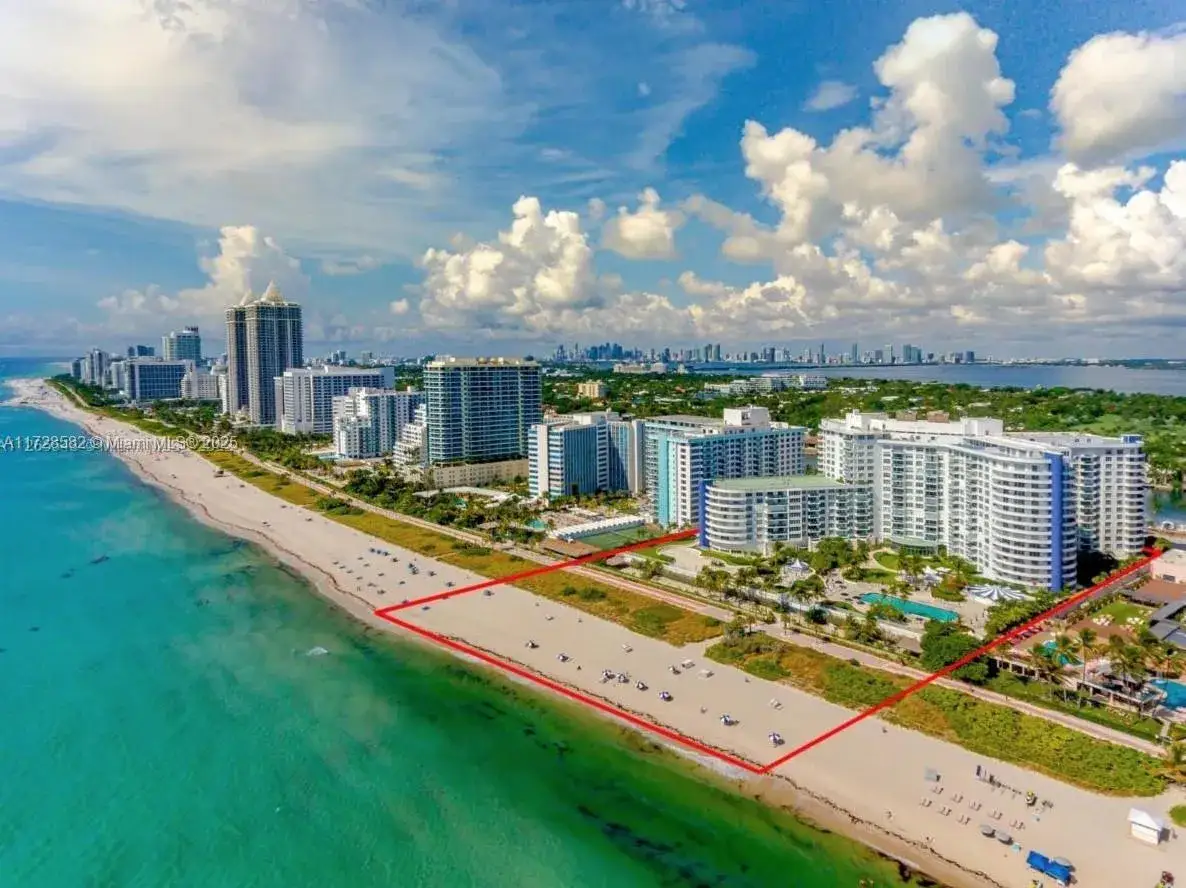 2 bedroom 2 bath Residential Lease for rent at 5161 Collins Ave # 1006, Miami Beach FL 33140