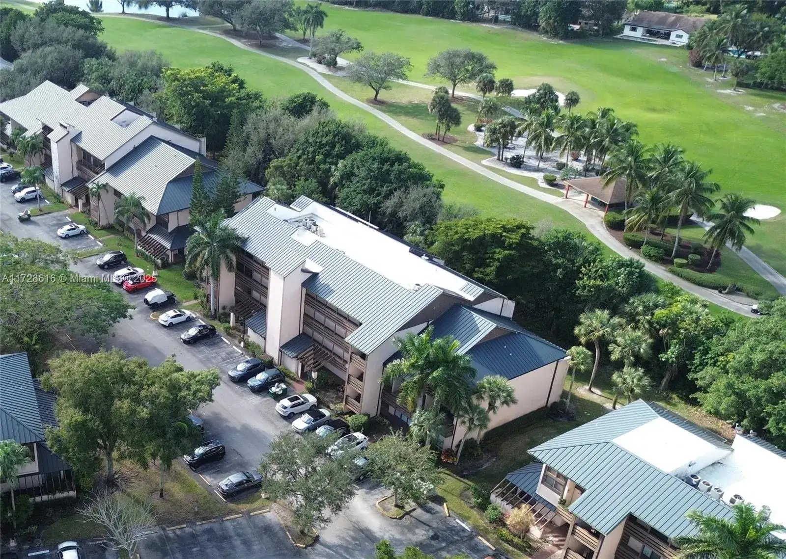 2 bedroom 2 bath Residential for sale at 121 SW 96th Ter # 203, Plantation FL 33324