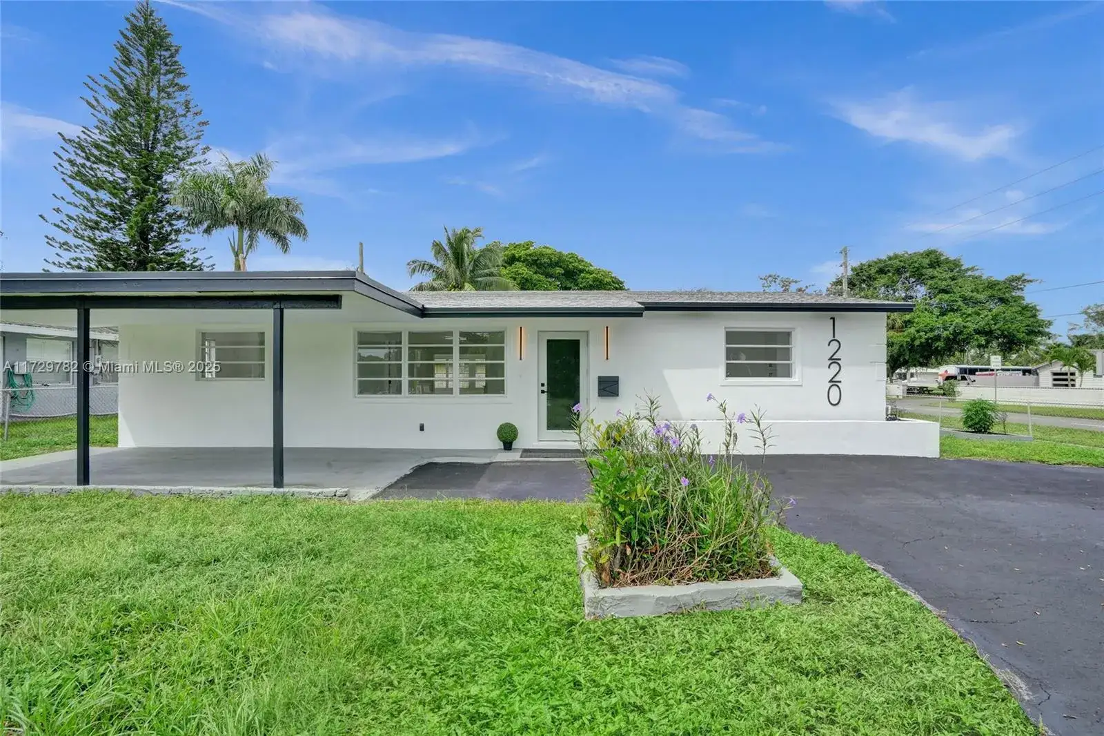 4 bedroom 2 bath Residential Lease for rent at 1220 NE 8 ST, Pompano Beach FL 33060