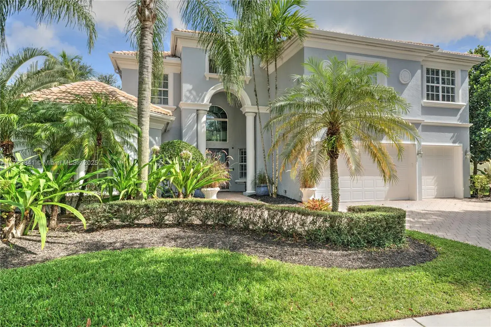 6 bedroom 5 bath Residential for sale at 112 Bryce Ln, Jupiter FL 33458