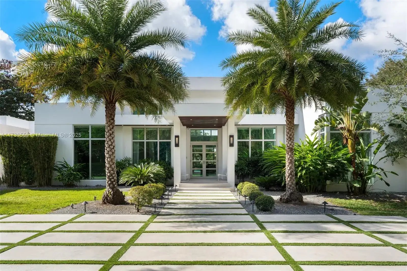 6 bedroom 6 bath Residential for sale at 12200 Old Cutler Rd, Pinecrest FL 33156
