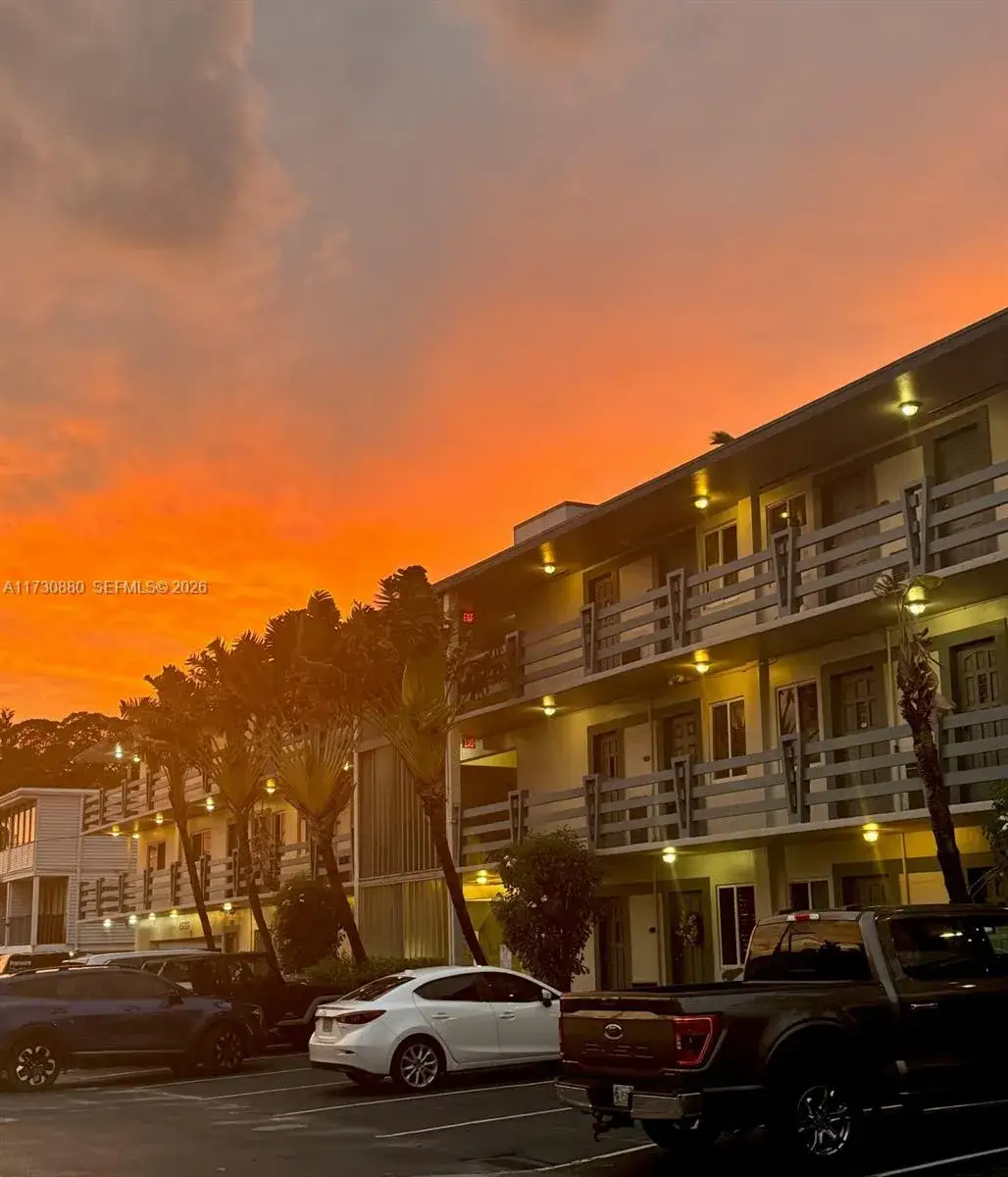 1 bedroom 1 bath Residential for sale at 1535 SE 15th St # 304, Fort Lauderdale FL 33316