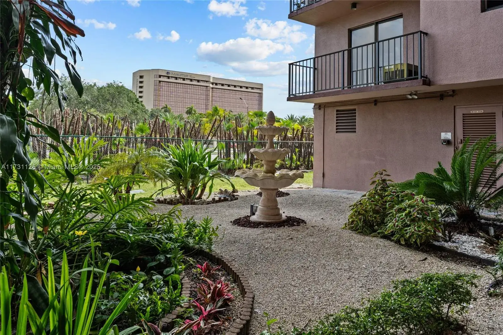 2 bedroom 2 bath Residential for sale at 605 NW 72nd Ave # 406, Miami FL 33126