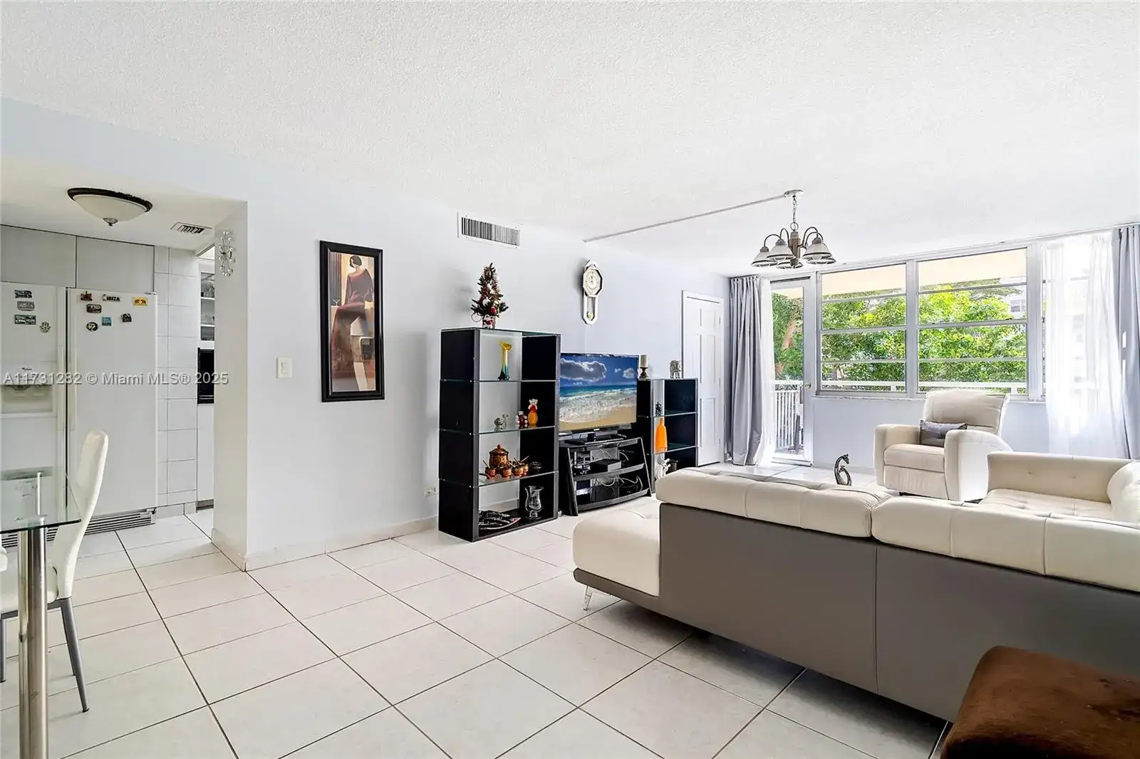 2 bedroom 1 bath Residential for sale at 251 174 # 107, Sunny Isles Beach FL 33160