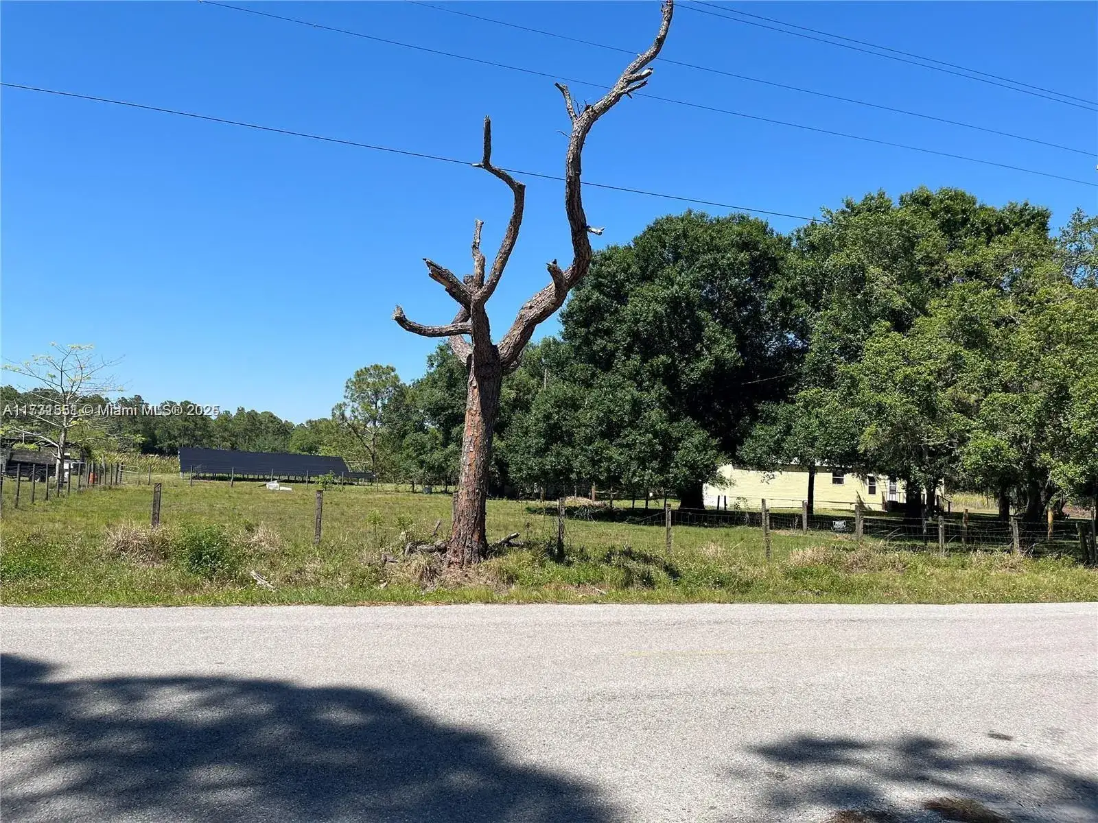 Land/Boat Docks for sale at 1950 Tampa Av, Clewiston FL 33440