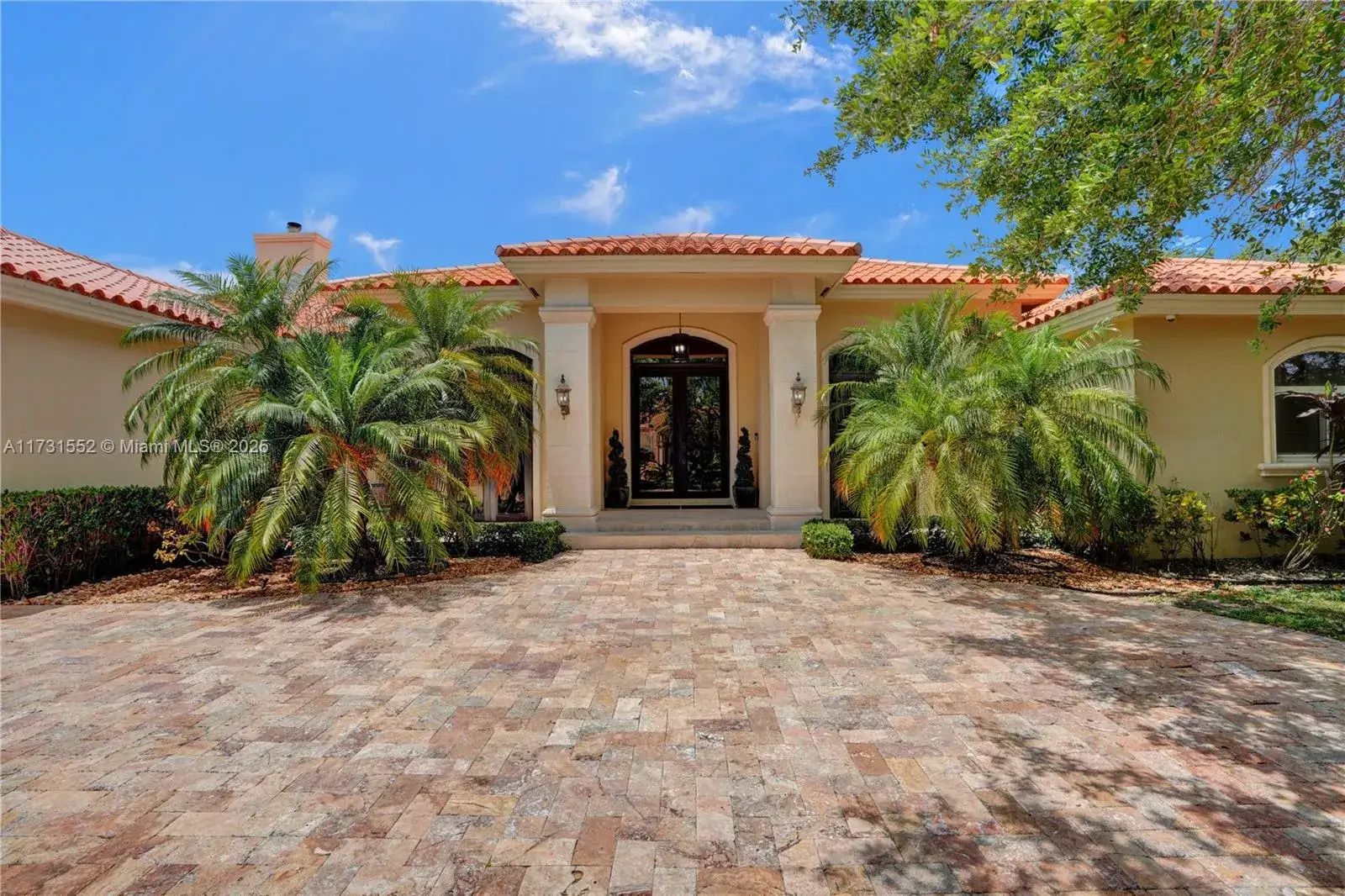 5 bedroom 5 bath Residential for sale at 15210 SW 74th Ct, Palmetto Bay FL 33157