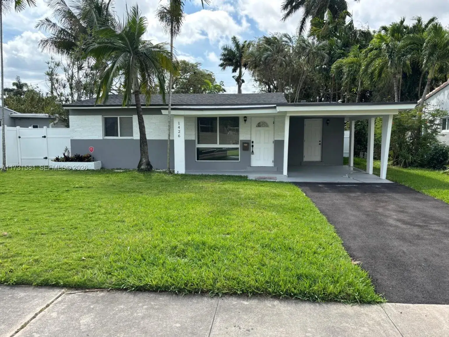 2 bedroom 2 bath Residential for sale at 1426 Arthur St, Hollywood FL 33020