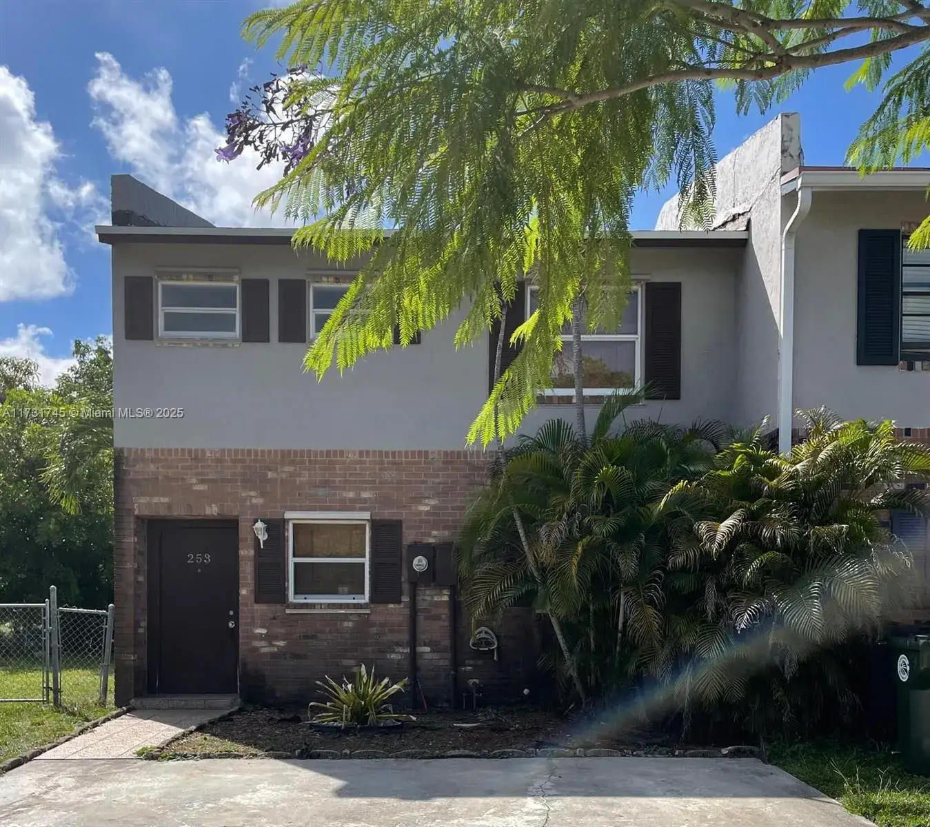 3 bedroom 2 bath Residential Lease for rent at 253 Sunshine Dr, Coconut Creek FL 33066