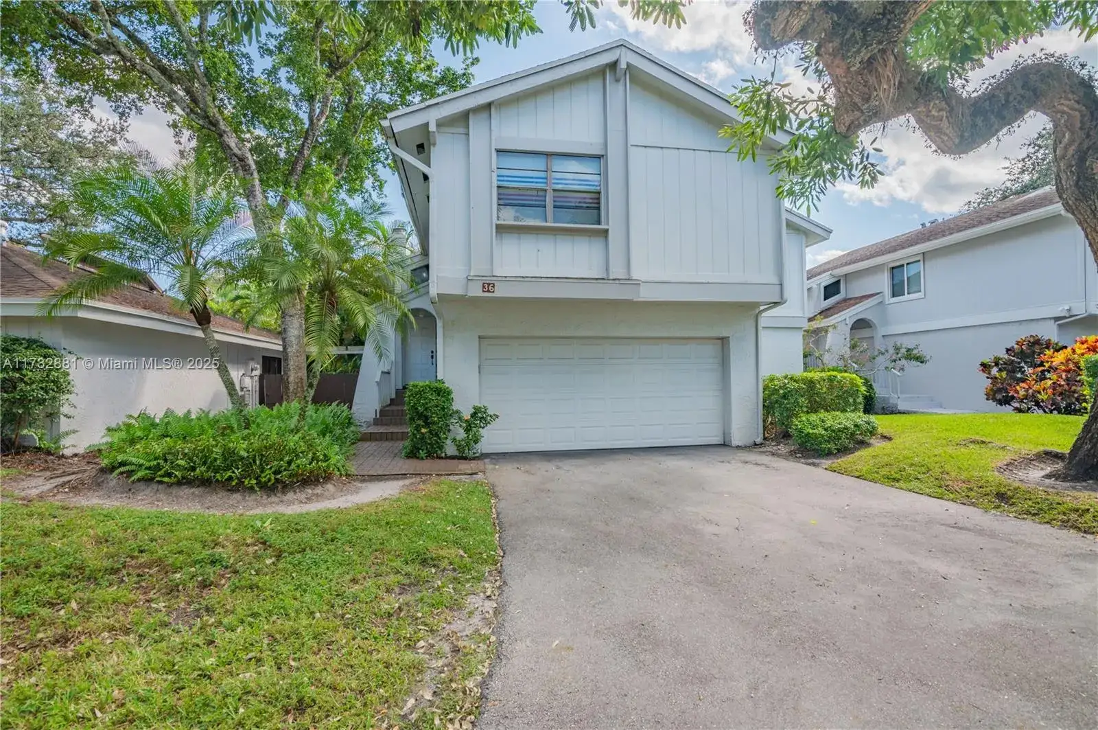 3 bedroom 2 bath Residential for sale at 36 Eastmont Rd, Hollywood FL 33021