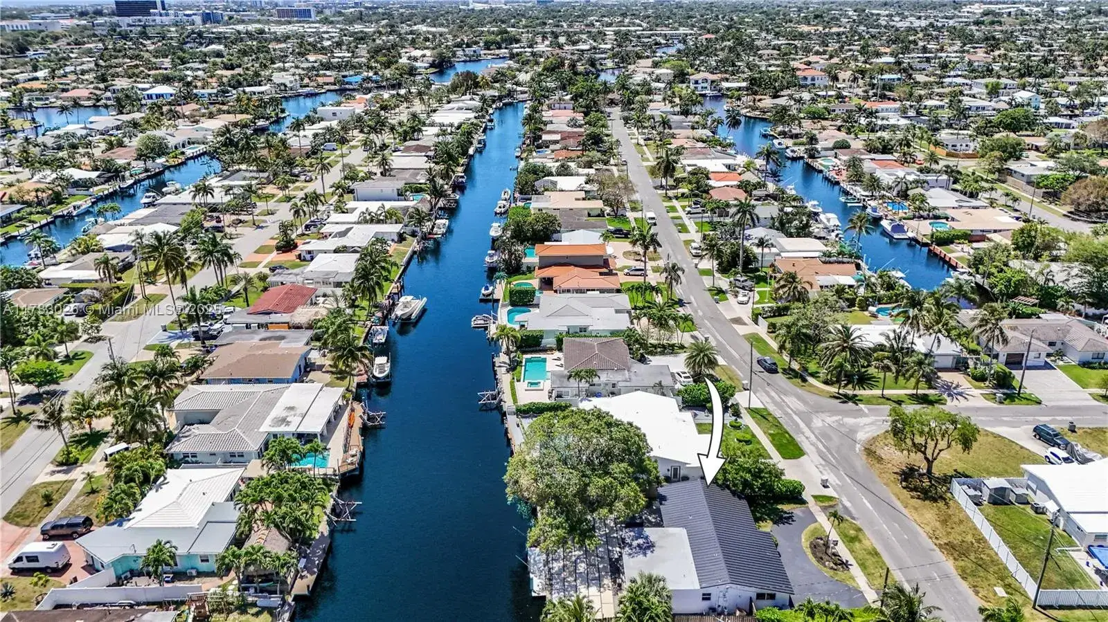 3 bedroom 2 bath Residential for sale at 660 SE 4th Ave, Pompano Beach FL 33060