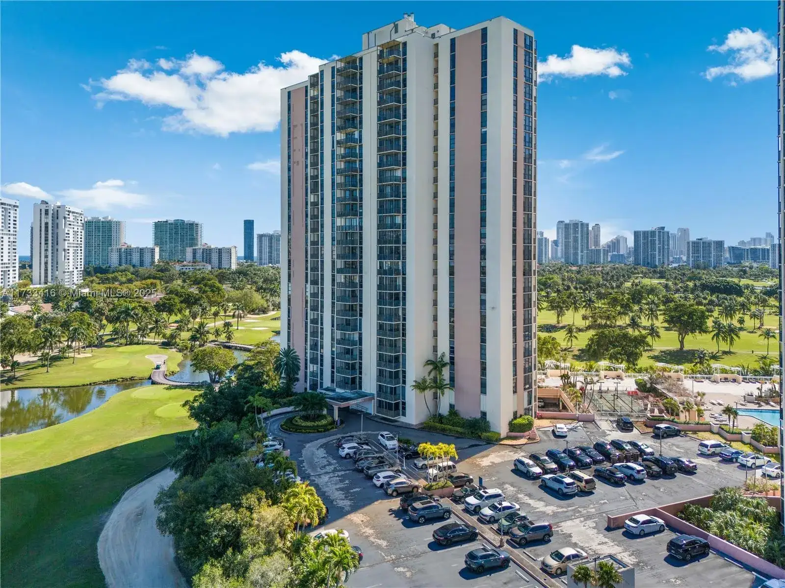 2 bedroom 2 bath Residential for sale at 20379 W Country Club Dr # 939, Miami FL 33180