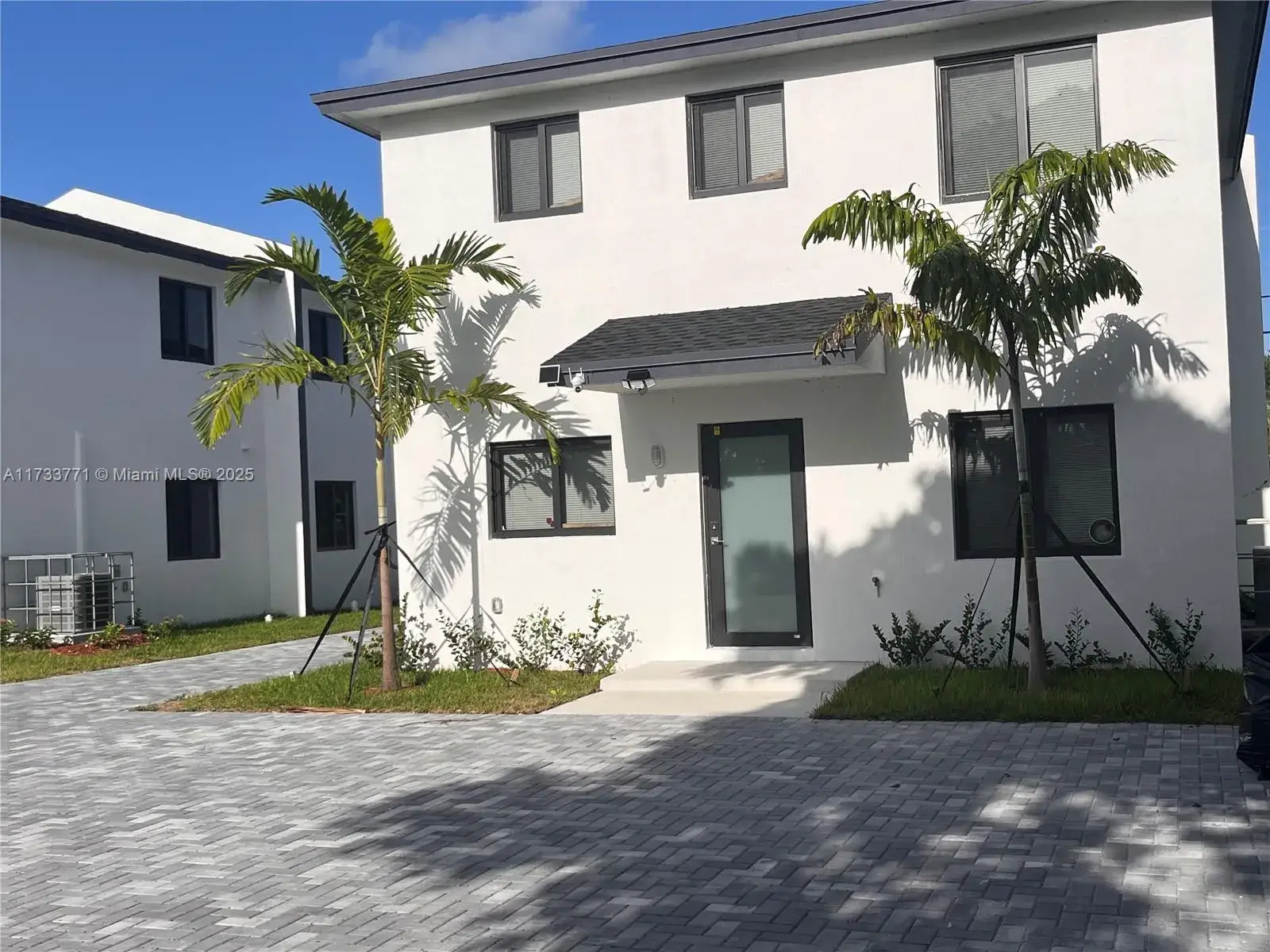 Residential Income for sale at 21226-21230 SW 119th Ave, Miami FL 33177