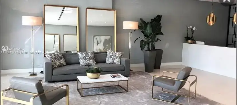 1 bedroom 1 bath Residential for sale at 321 NE 26th St # 515, Miami FL 33137