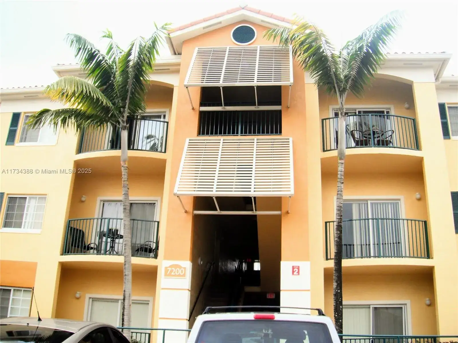 2 bedroom 2 bath Residential for sale at 7200 NW 114th Ave # 307, Doral FL 33178