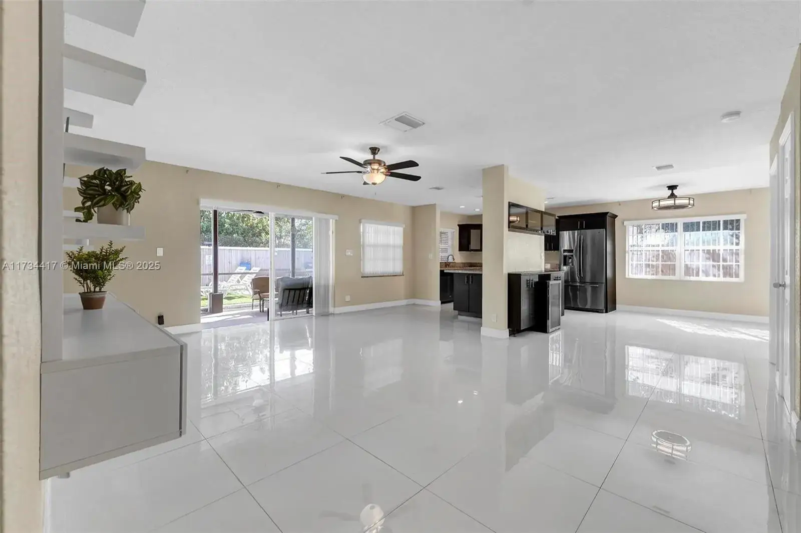 3 bedroom 2 bath Residential Lease for rent at 8240 NW 68th Ave, Tamarac FL 33321