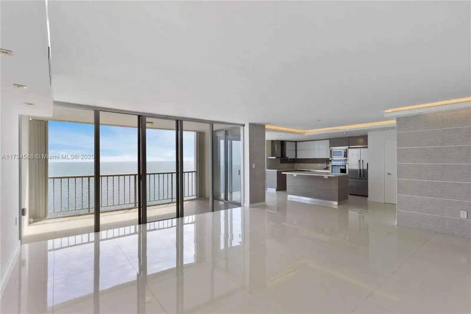 2 bedroom 2 bath Residential for sale at 881 Ocean Dr # 18F, Key Biscayne FL 33149