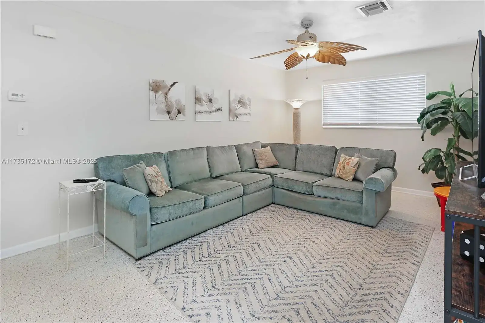 3 bedroom 3 bath Residential Lease for rent at 330 Van Buren St, Hollywood FL 33019
