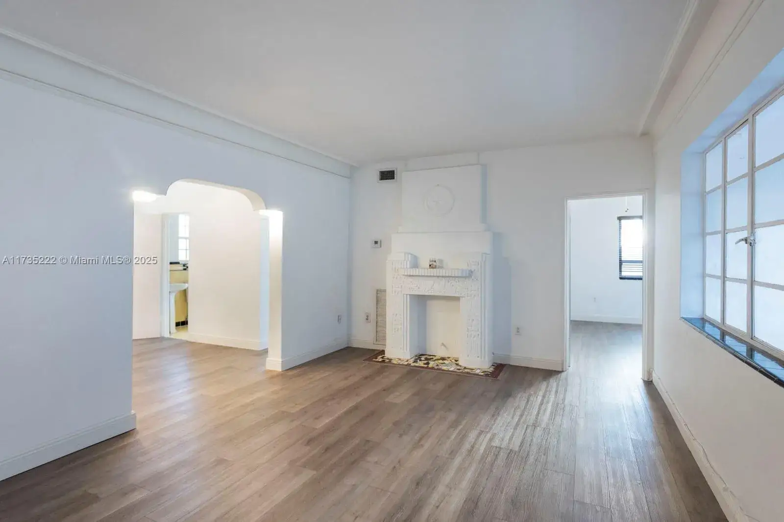 2 bedroom 2 bath Residential Lease for rent at 1610 Pennsylvania Ave # 1, Miami Beach FL 33139