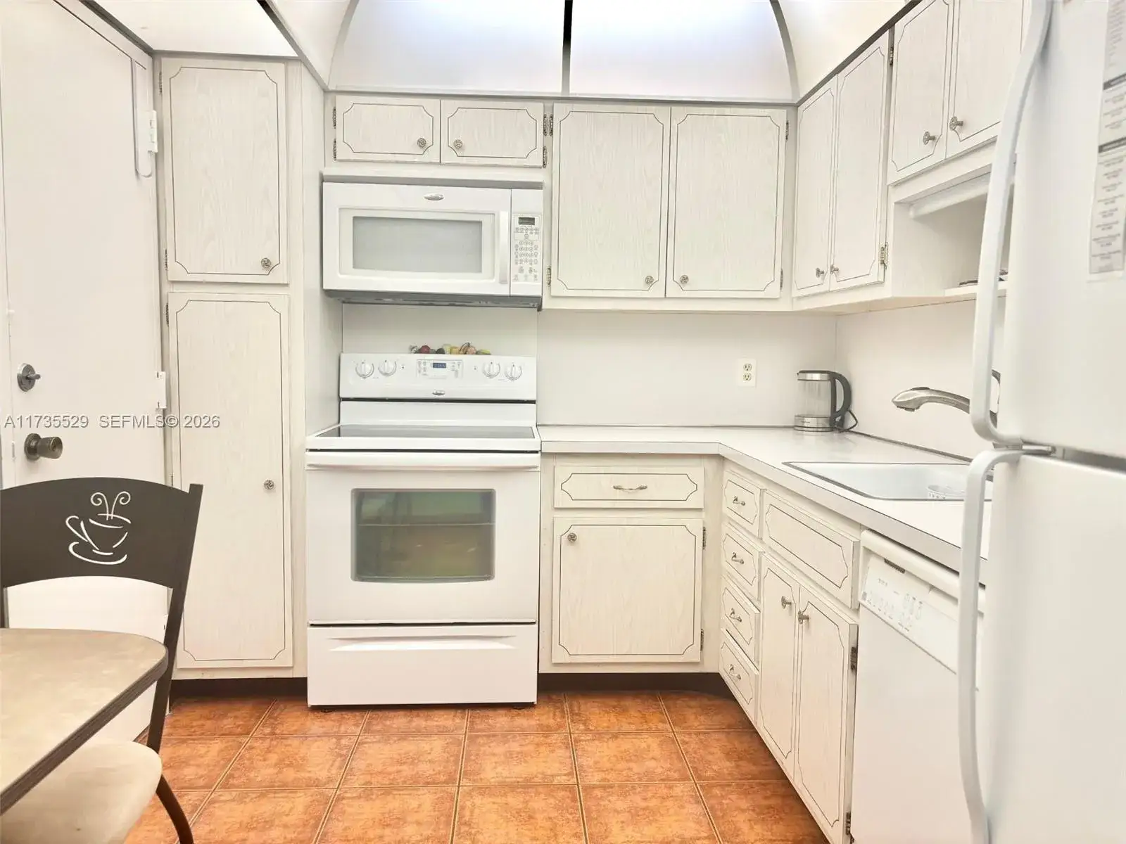 1 bedroom 1 bath Residential for sale at 1965 S Ocean Dr # 11N, Hallandale Beach FL 33009
