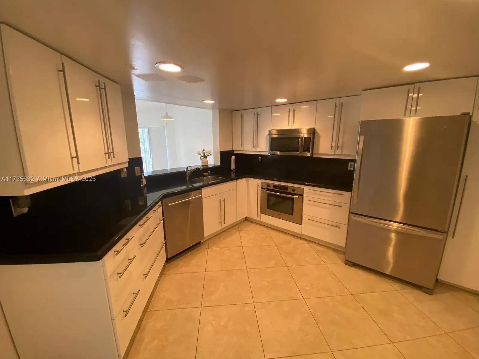 3 bedroom 2 bath Residential Lease for rent at 9777 Westview Dr # 1120, Coral Springs FL 33076