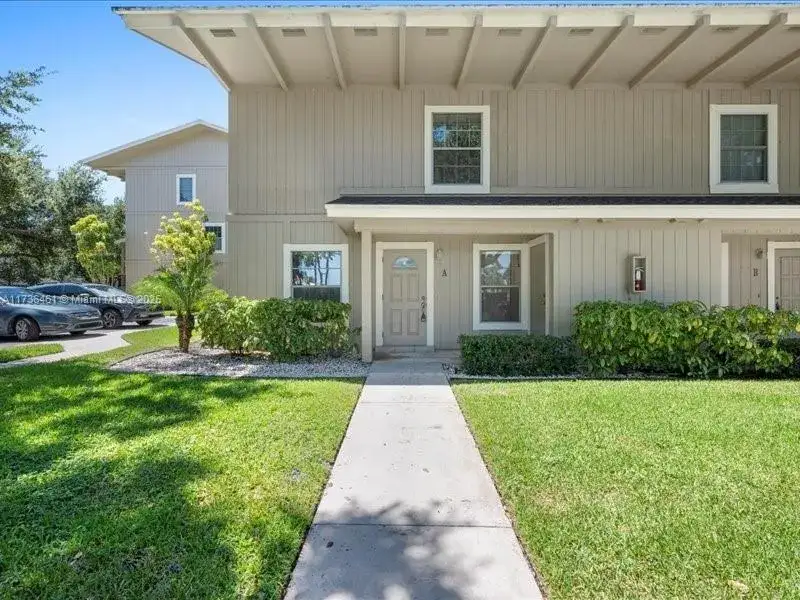 3 bedroom 2 bath Residential for sale at 18380 SE Wood Haven Ln # A, Jupiter FL 33469
