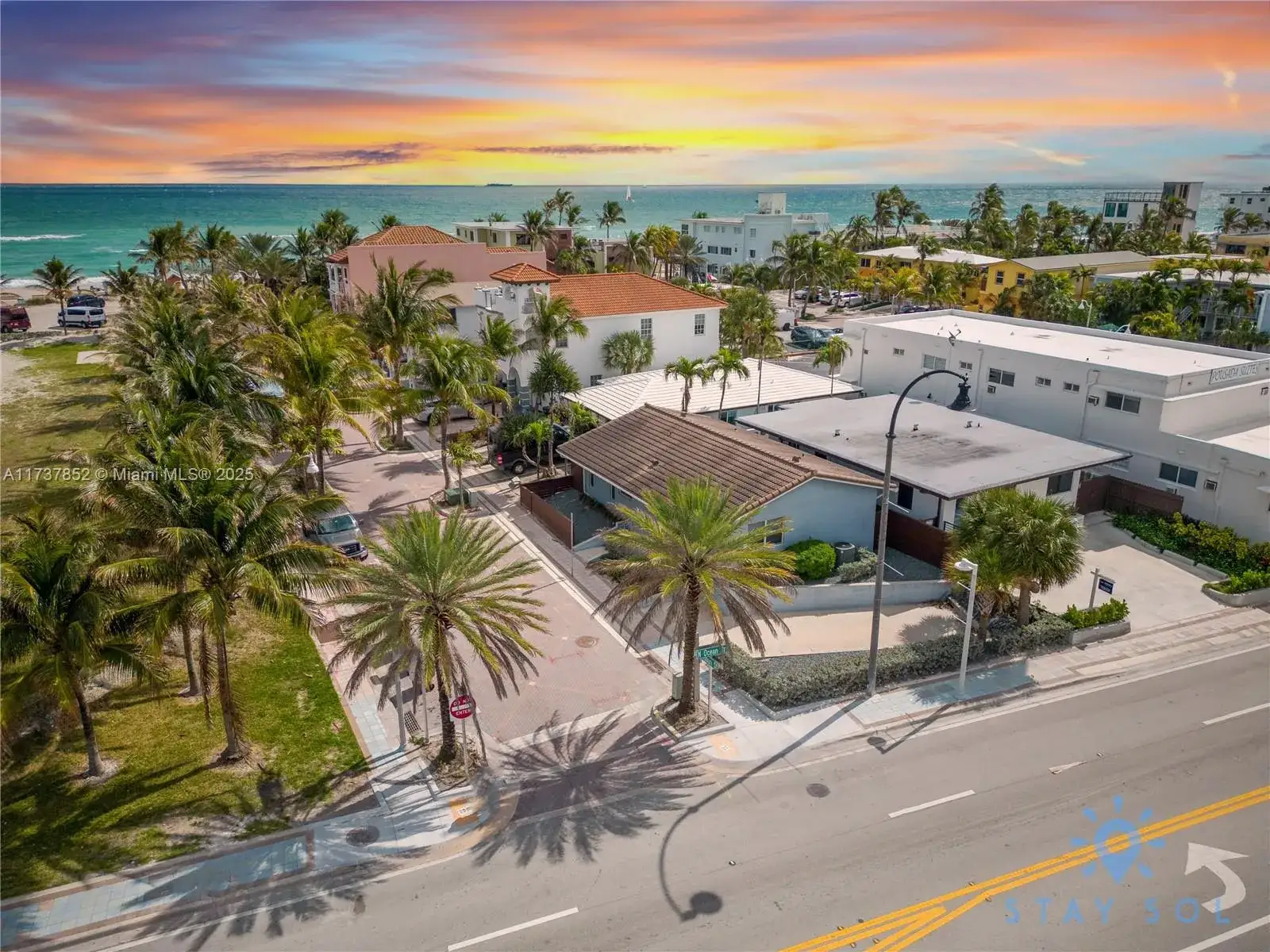 3 bedroom 2 bath Residential for sale at 328 Missouri St, Hollywood FL 33019