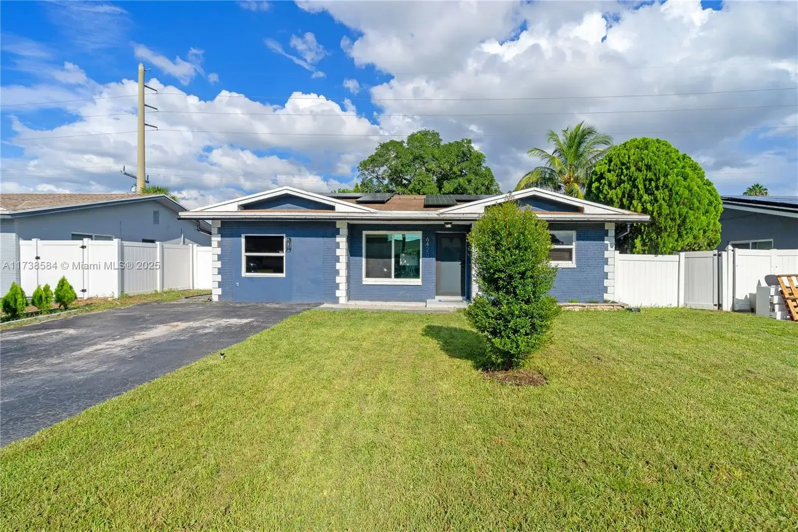 3 bedroom 2 bath Residential for sale at 6420 NW 31st Way, Fort Lauderdale FL 33309