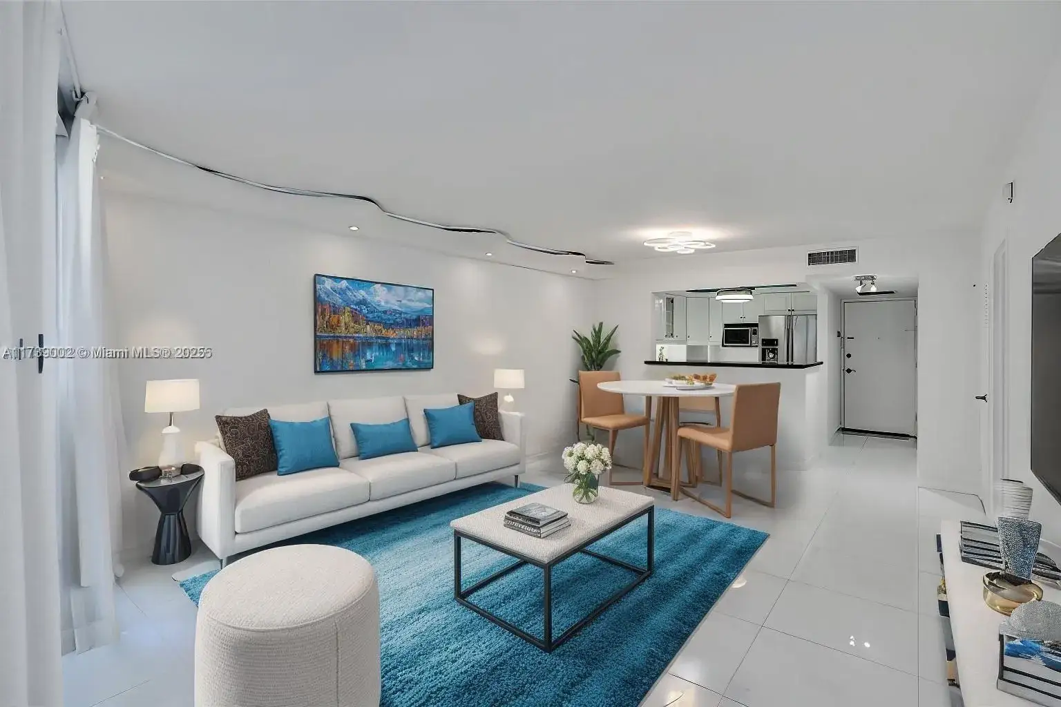 1 bedroom 1 bath Residential Lease for rent at 1228 West Ave # 611, Miami Beach FL 33139