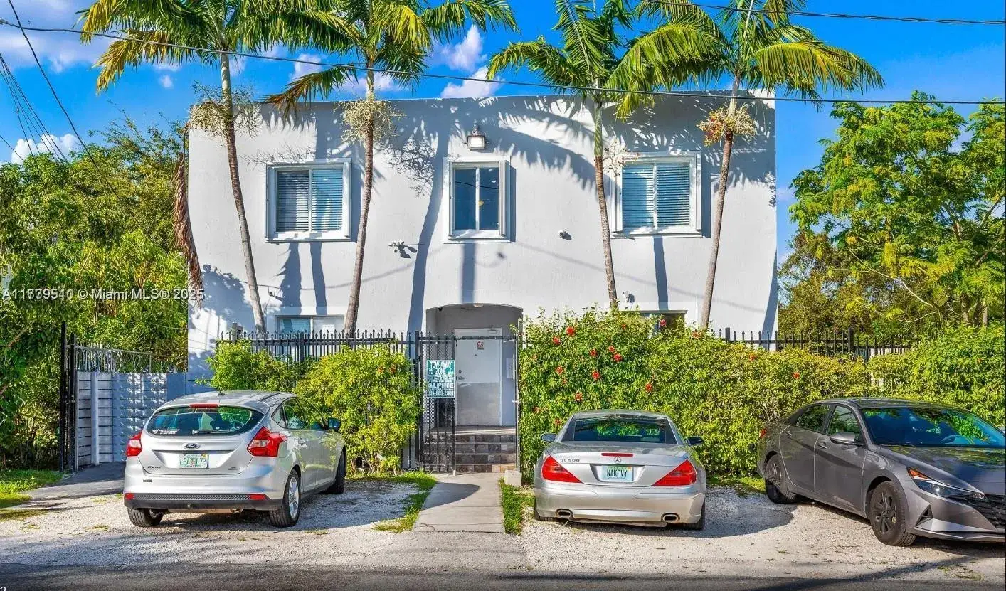 Residential Income for sale at 121 NE 55th St, Miami FL 33137